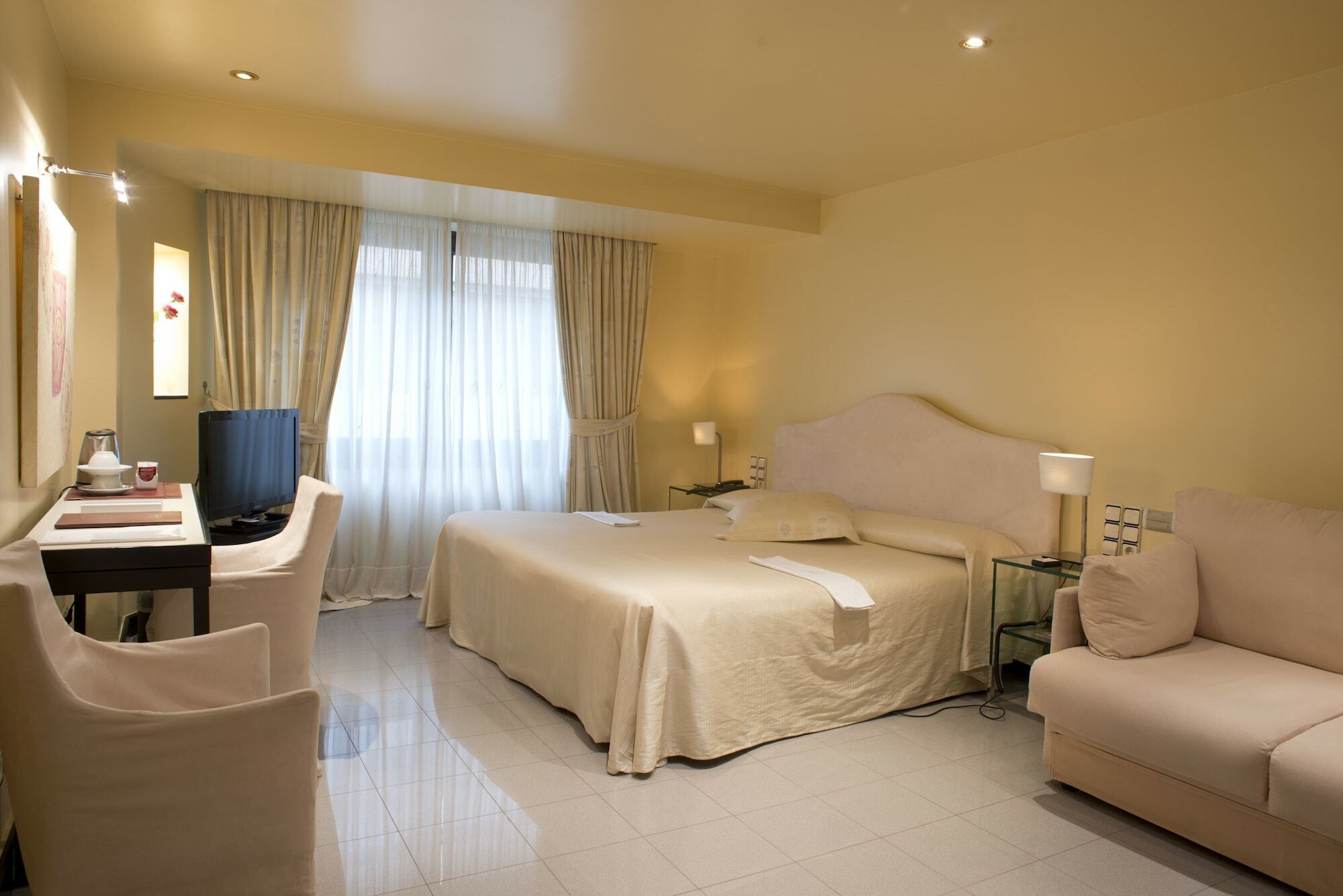 A Casa Canut Hotel Gastronomic Les Escaldes Exterior foto A room at the hotel